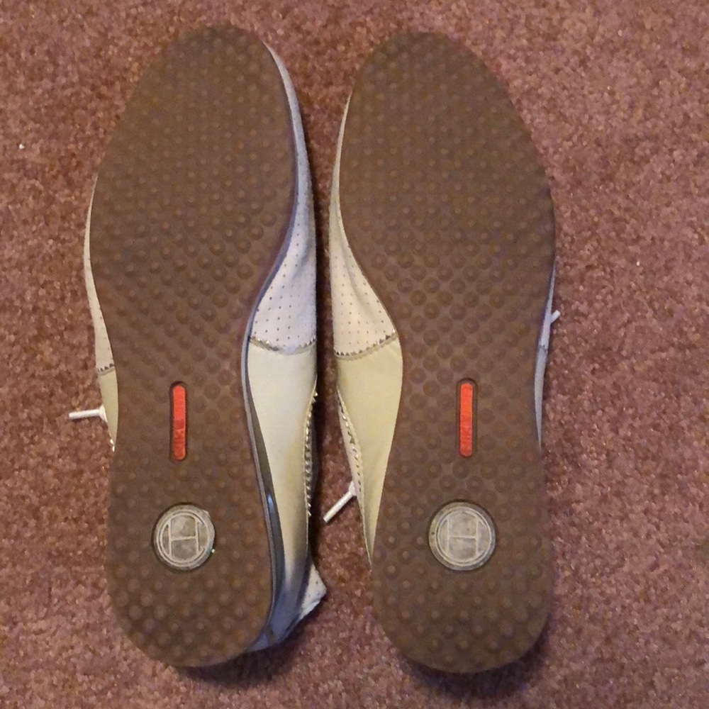 Shoes - Picture 4 of 4